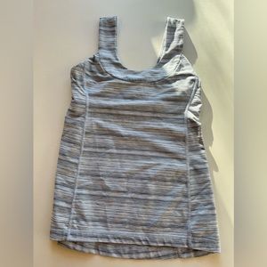 Lululemon tank.